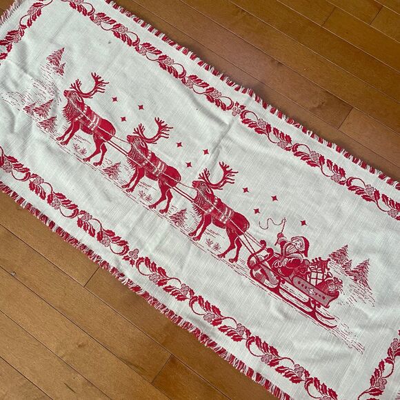 Vintage Santa Claus Sleigh & Reindeer Christmas Table Runner Hand Woven Tapestry - Picture 5 of 9